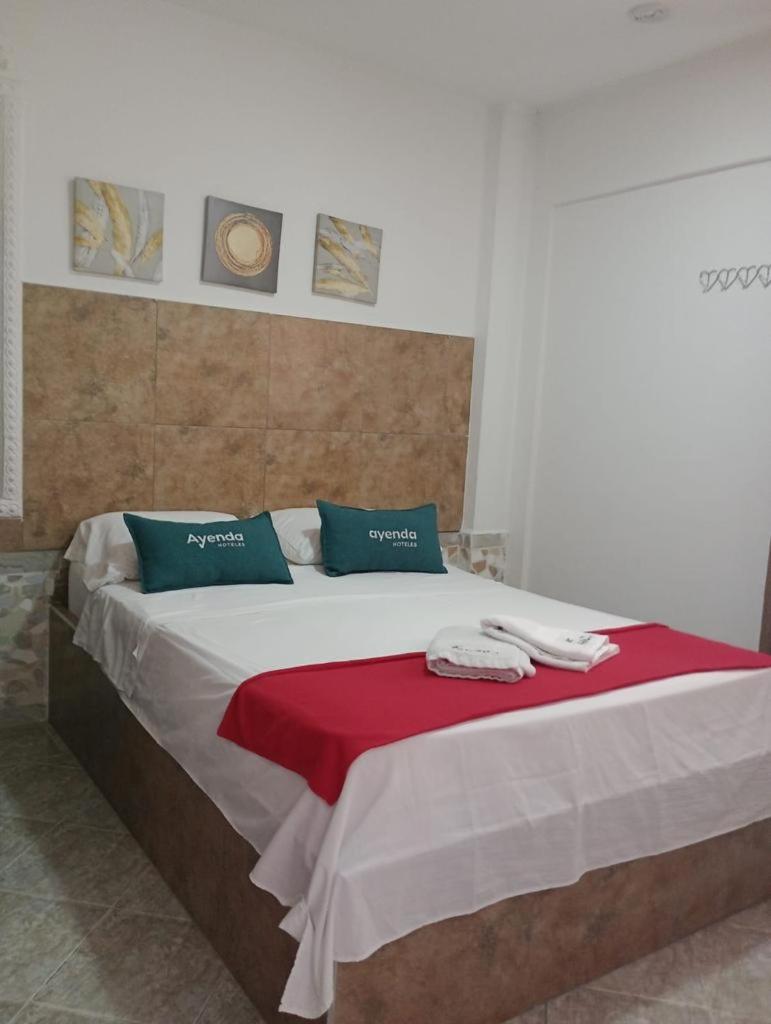 Hostal Kumbaya Санта Марта Екстериор снимка