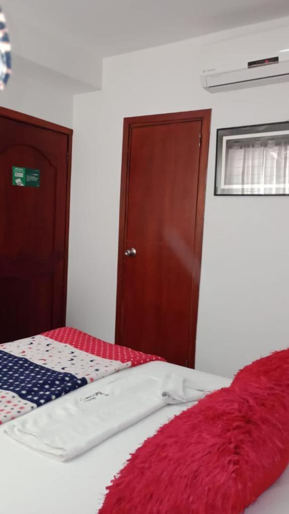 Hostal Kumbaya Санта Марта Екстериор снимка