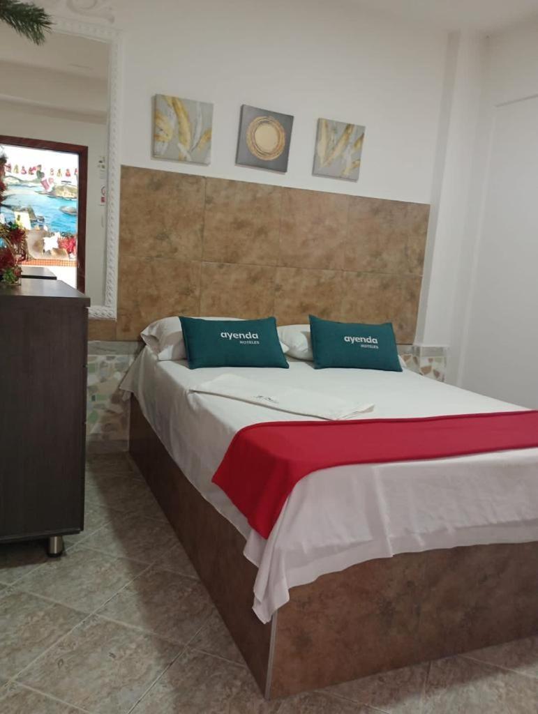 Hostal Kumbaya Санта Марта Екстериор снимка