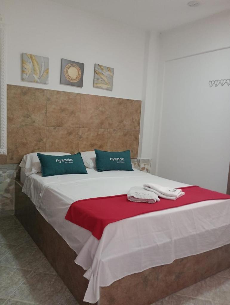Hostal Kumbaya Санта Марта Екстериор снимка