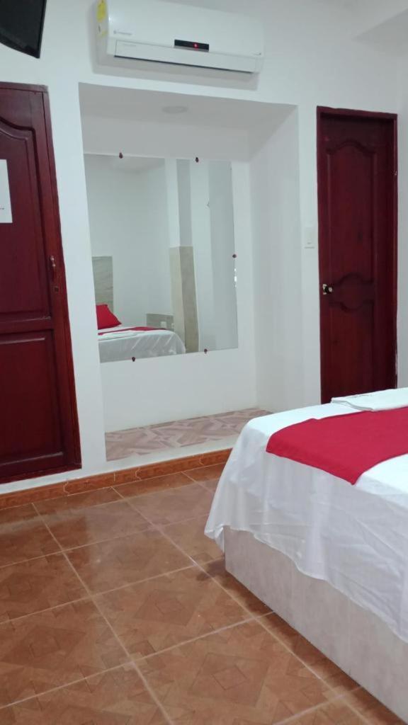 Hostal Kumbaya Санта Марта Екстериор снимка