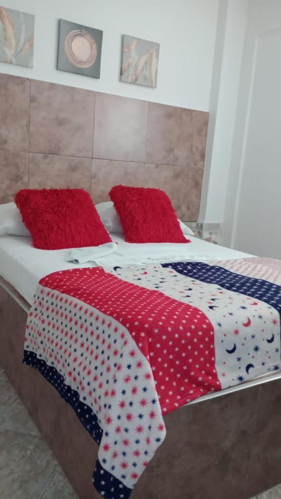 Hostal Kumbaya Санта Марта Екстериор снимка